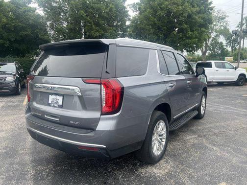 2022 GMC Yukon SLT