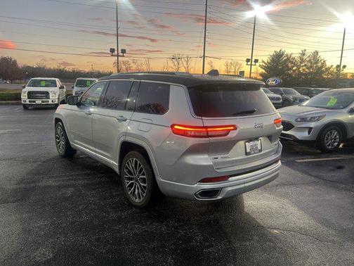 2022 Jeep Grand Cherokee L Summit Reserve