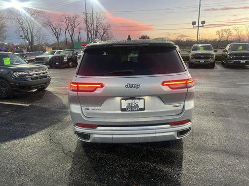 2022 Jeep Grand Cherokee L Summit Reserve