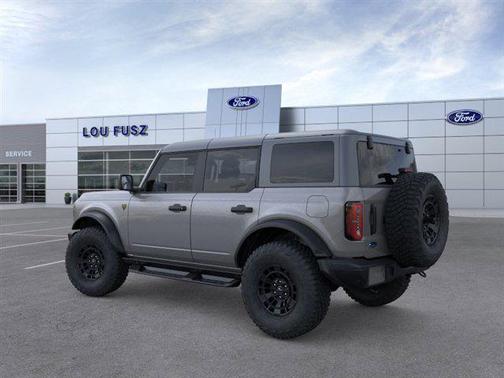 Carbonized Gray Metallic 2026 Ford Bronco Badlands