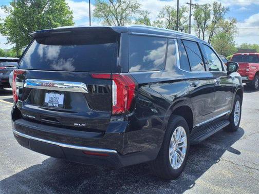 2023 GMC Yukon SLT