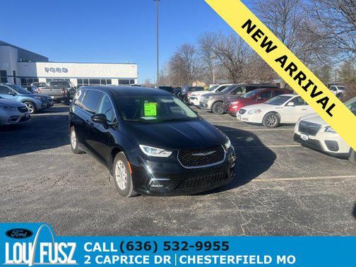 2024 Chrysler Pacifica Touring L