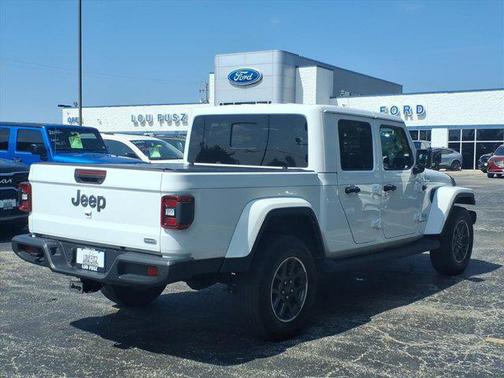 2022 Jeep Gladiator Overland