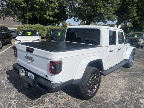 2022 Jeep Gladiator Overland