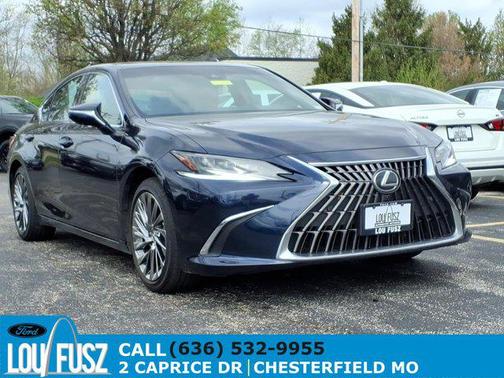 Mica 2024 Lexus ES 300h Ultra Luxury