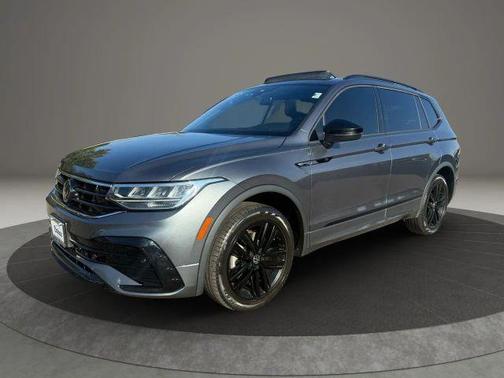 2022 Volkswagen Tiguan 2.0T SE R-Line Black