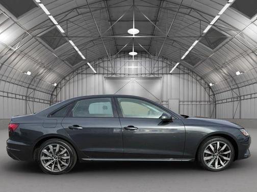 2022 Audi A4 40 Premium Plus