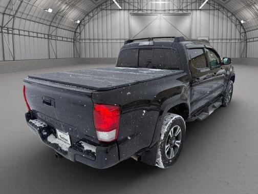 2016 Toyota Tacoma TRD Sport