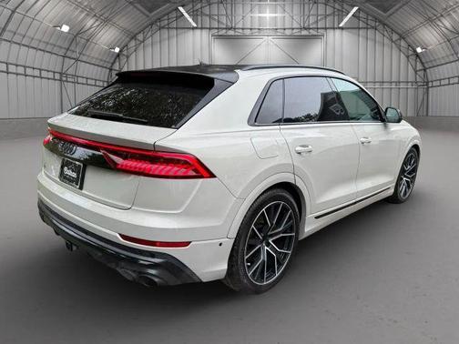 Vicuna Beige Metallic 2023 Audi SQ8 4.0T quattro Premium Plus