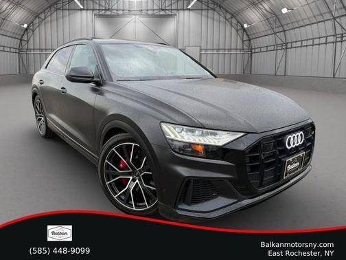 2023 Audi SQ8 4.0T quattro Premium Plus