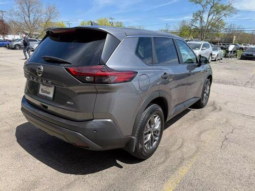 2021 Nissan Rogue S
