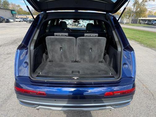 2022 Audi Q7 45 Premium