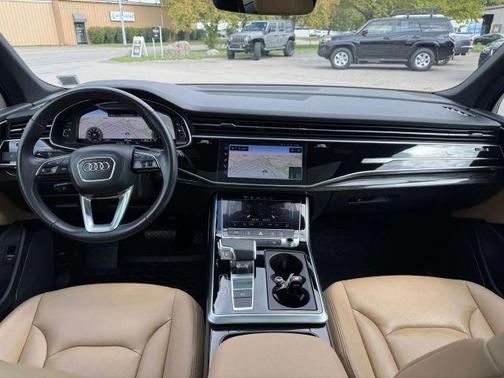 2021 Audi Q7 45 Premium