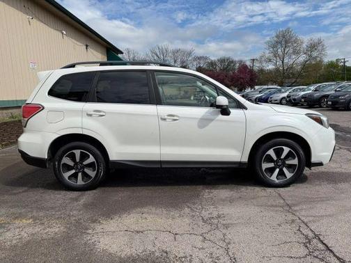 2017 Subaru Forester 2.5i Limited