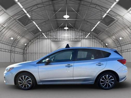 2019 Subaru Impreza 2.0i