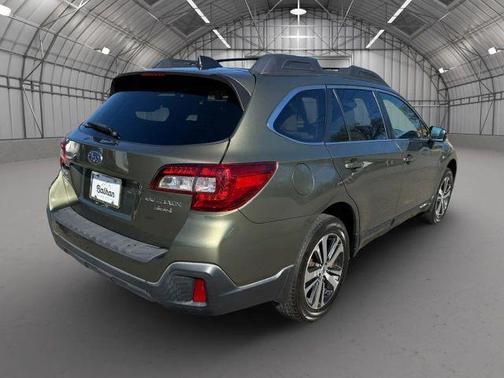 Wilderness Green Metallic 2018 Subaru Outback 3.6R Limited