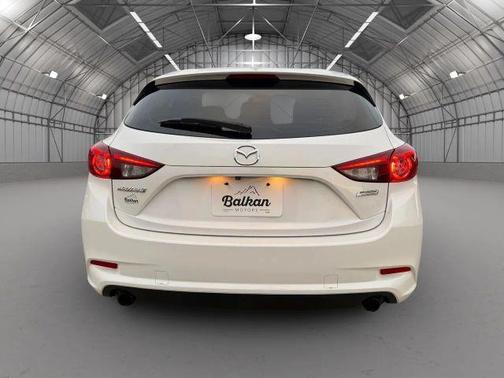 2018 Mazda Mazda3 Grand Touring