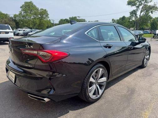 2022 Acura TLX Advance