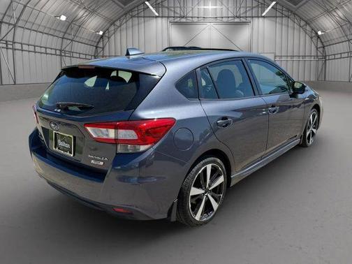 Carbide Gray Metallic 2017 Subaru Impreza 2.0i Sport