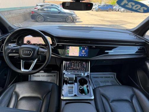 Glacier White Metallic 2021 Audi Q7 55 Premium Plus