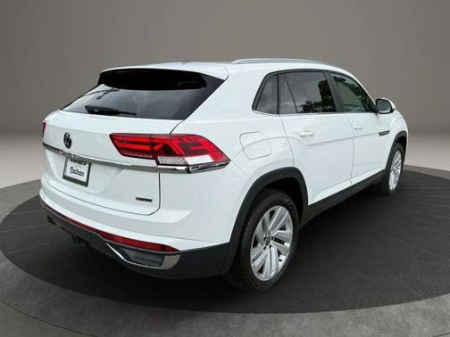 2022 Volkswagen Atlas Cross Sport 3.6L V6 SE w/Technology