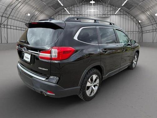 Crystal Black Silica 2019 Subaru Ascent Premium 8-Passenger