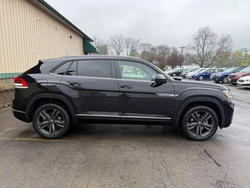 2020 Volkswagen Atlas Cross Sport 3.6L V6 SE w/Technology R-Line