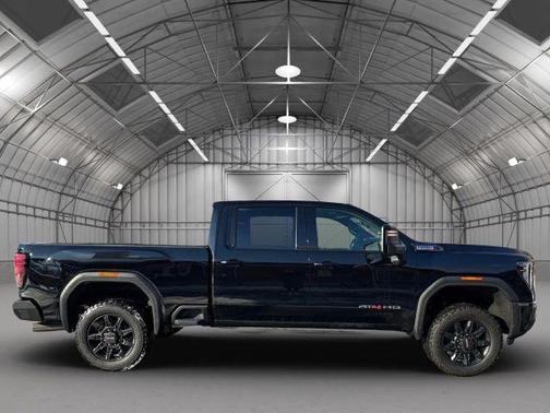 2024 GMC Sierra 3500 AT4