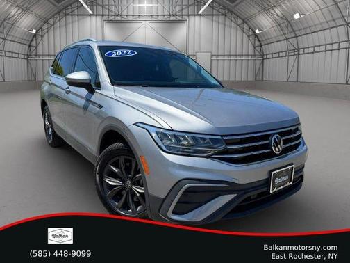 Pyrite Silver Metallic 2022 Volkswagen Tiguan 2.0T SE