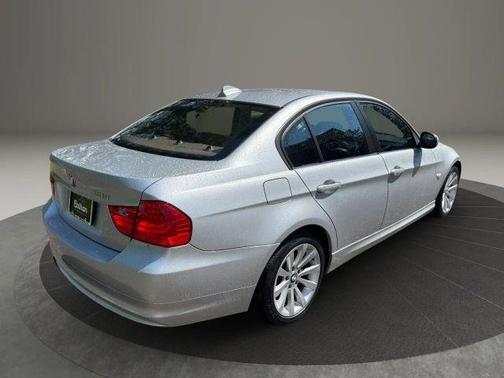 Gray 2011 BMW 328 i xDrive
