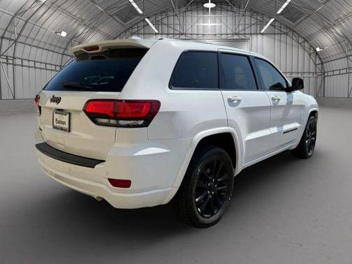 2021 Jeep Grand Cherokee Laredo