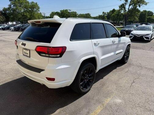 2021 Jeep Grand Cherokee Laredo