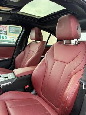 2023 BMW 330 i xDrive