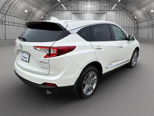 White 2019 Acura RDX Advance Package