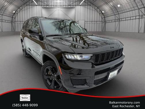 2023 Jeep Grand Cherokee L Laredo