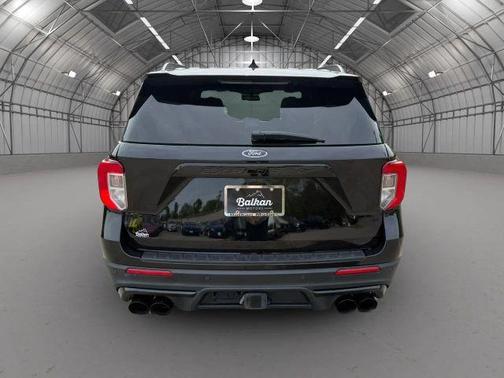 Black 2023 Ford Explorer ST