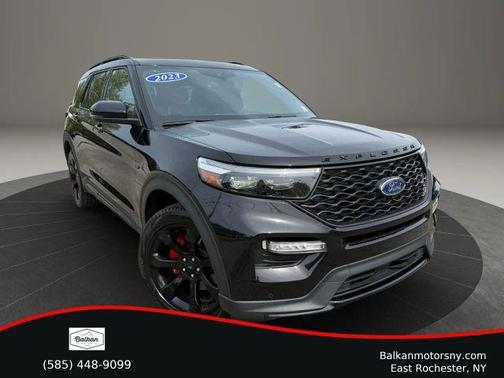 Black 2023 Ford Explorer ST