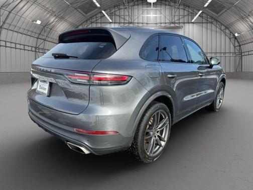 2021 Porsche Cayenne Base