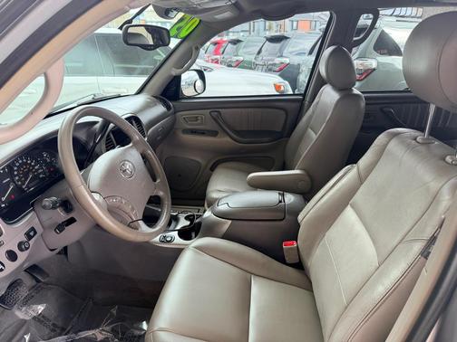 2005 Toyota Sequoia Limited