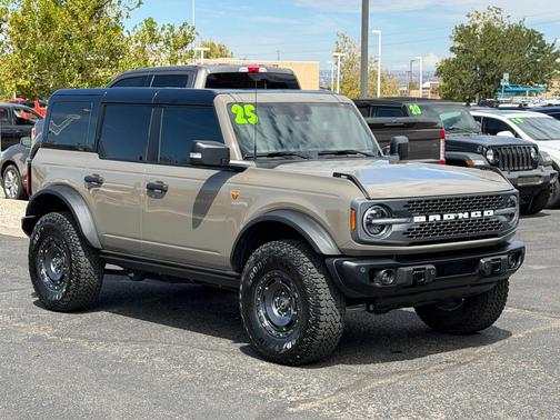 Marsh Gray 2025 Ford Bronco Badlands