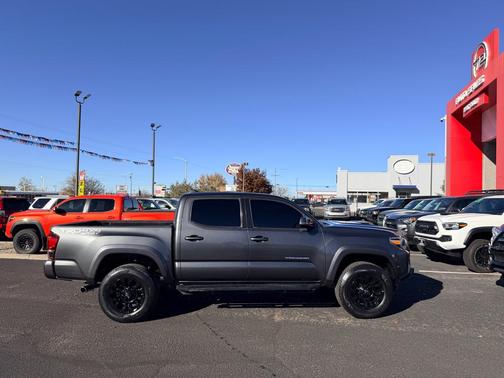 2019 Toyota Tacoma SR