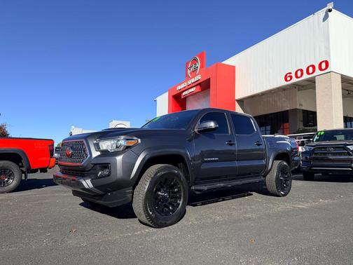 2019 Toyota Tacoma SR