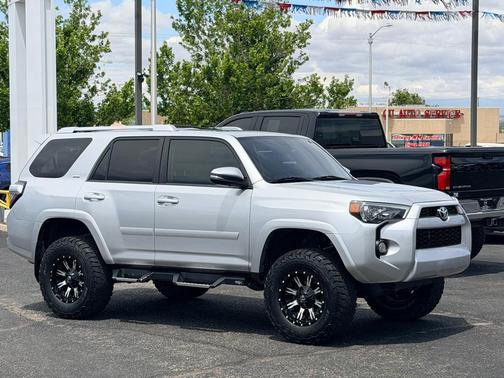 Classic Silver Metallic 2018 Toyota 4Runner SR5 Premium