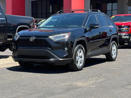 Midnight Black Metallic 2019 Toyota RAV4 XLE