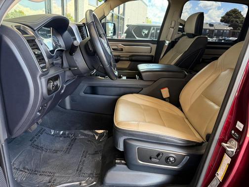 Delmonico Red Pearlcoat 2021 RAM 1500 Limited