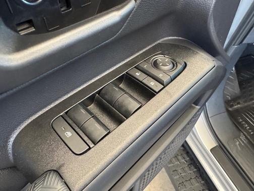 2025 Toyota 4Runner TRD Off Road