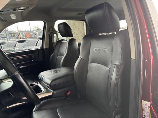 2017 RAM 2500 Laramie Mega Cab 4x4 6'4' Box