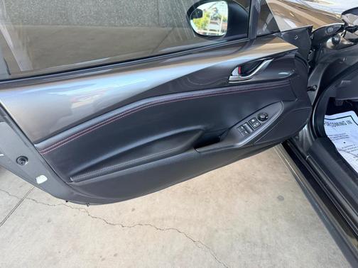Ceramic Metallic 2019 Mazda MX-5 Miata Club