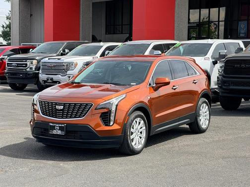 Autumn Metallic 2019 Cadillac XT4 Luxury