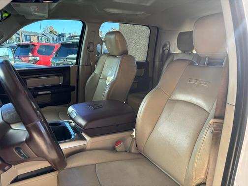 2016 RAM 2500 Laramie